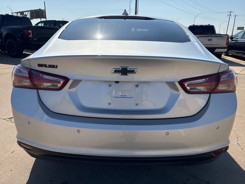 Used 2021 Chevrolet Malibu LT w/ Redline Edition image 20