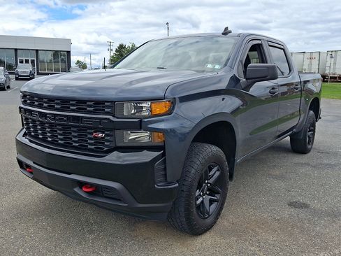 Used 2021 Chevrolet Silverado 1500 Custom Trail Boss AWD/4WD image 3