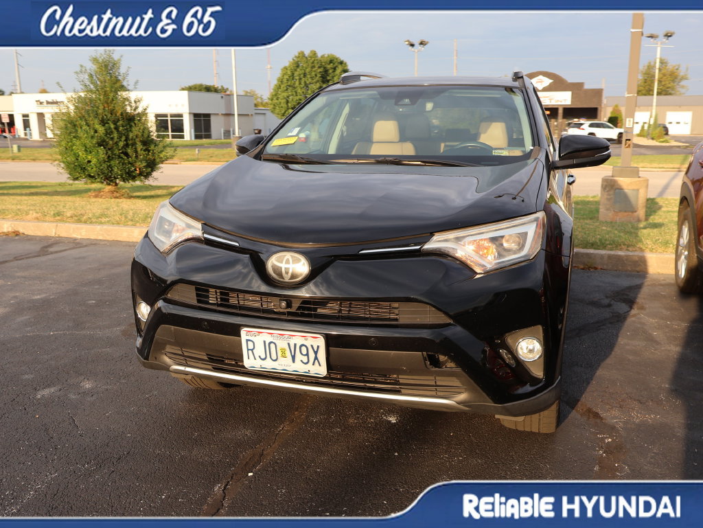 Used 2016 Toyota RAV4 Limited AWD/4WD image 9