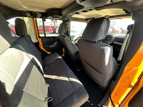 Used 2012 Jeep Wrangler Unlimited Sport image 14