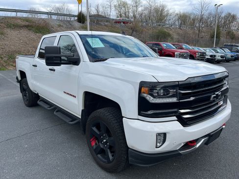 Used 2018 Chevrolet Silverado 1500 LTZ Z71 w/ Redline Edition image 3