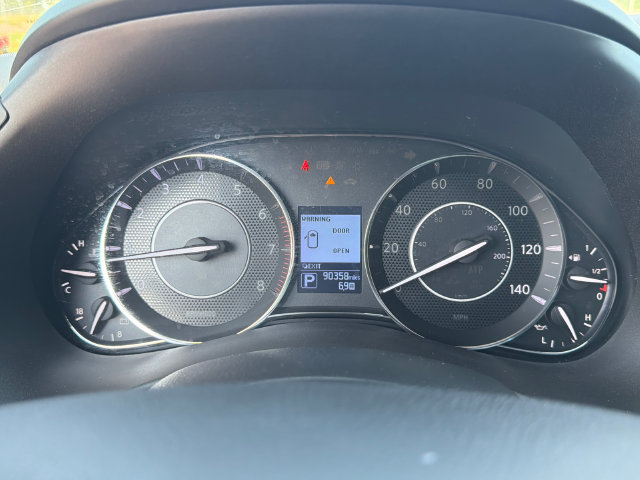 Used 2020 Nissan Armada Platinum w/ Platinum Reserve Package RWD image 30