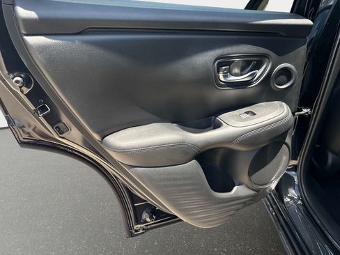 Certified 2024 Honda HR-V EX-L image 11