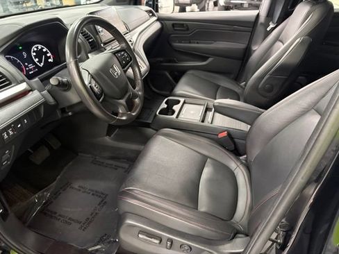 Used 2025 Honda Odyssey Sport-L image 18