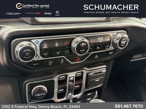 Used 2021 Jeep Wrangler Unlimited Sahara AWD/4WD image 21
