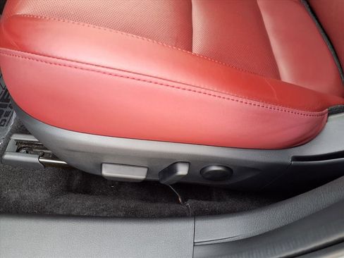 Used 2024 MAZDA MAZDA3 s image 18