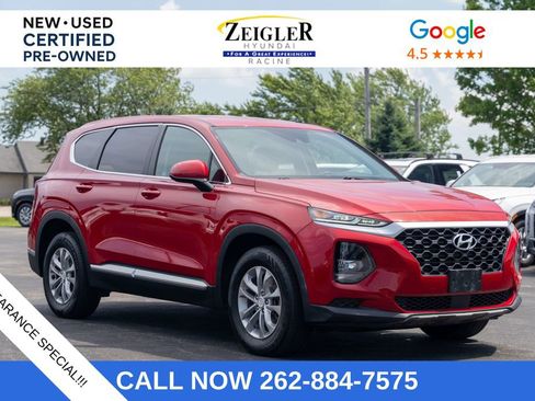 Used 2020 Hyundai Santa Fe SE image 1
