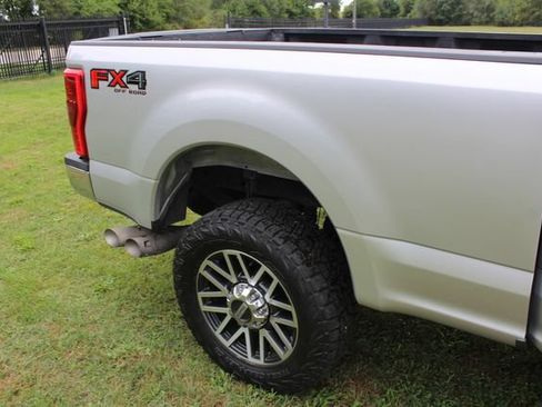 Used 2019 Ford F250 Lariat w/ Lariat Ultimate Package AWD/4WD image 7