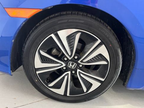 Used 2018 Honda Civic EX-T image 14