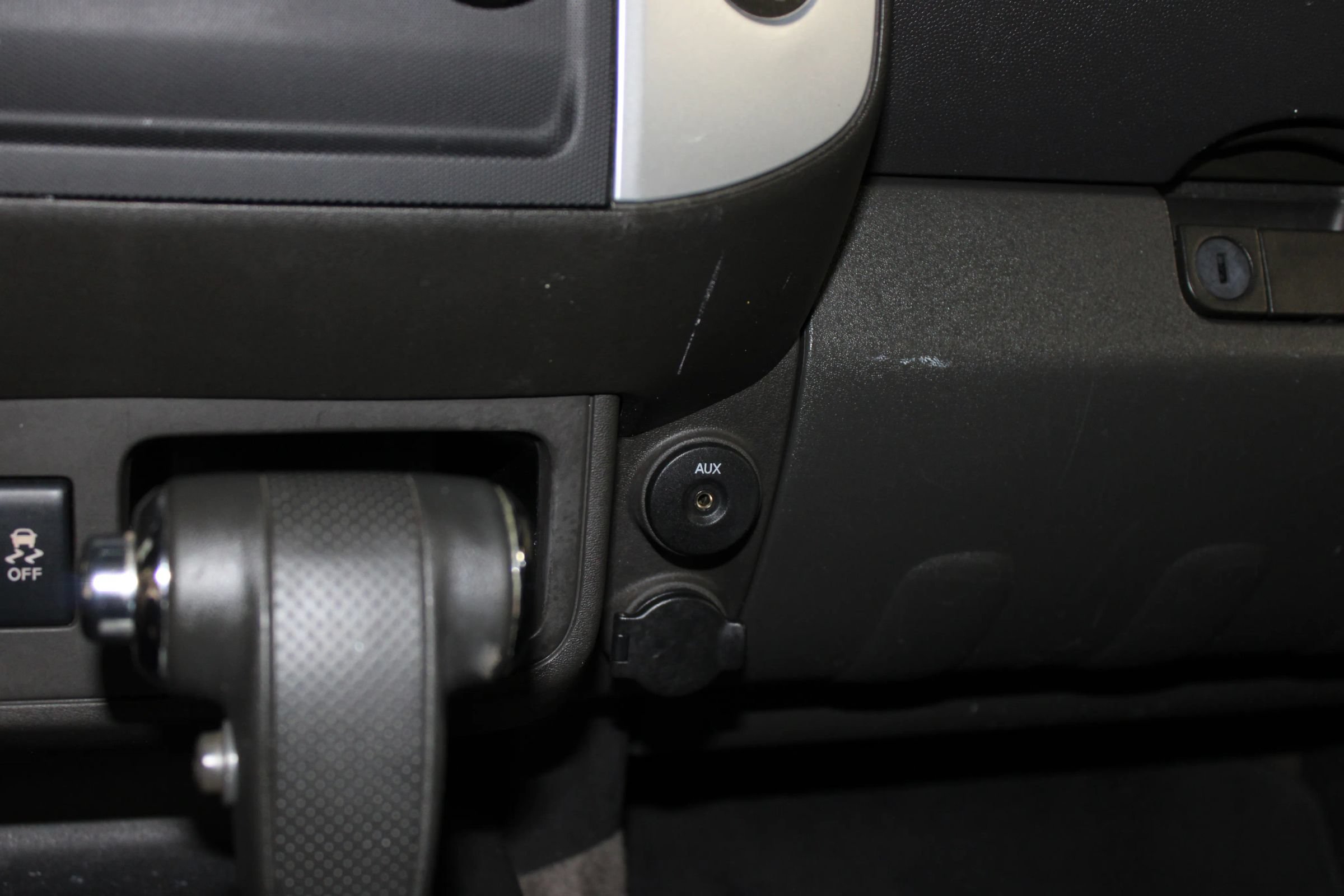 Used 2012 Nissan Frontier SV w/ SV Premium Utility Pkg RWD image 17