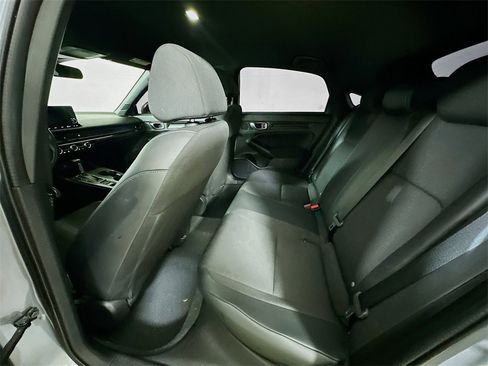 Used 2022 Honda Civic Sport image 12