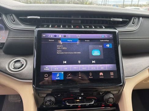 Used 2023 Jeep Grand Cherokee L Limited image 8