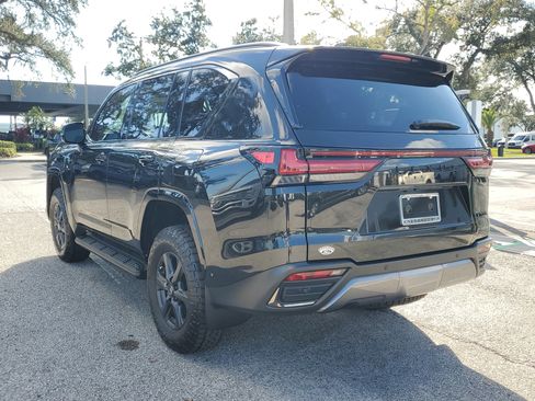 Used 2025 Lexus LX 700h Overtrail image 7