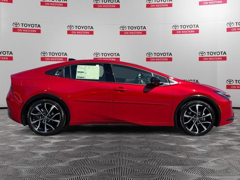 New 2026 Toyota Prius Plug-In Hybrid FWD image 2
