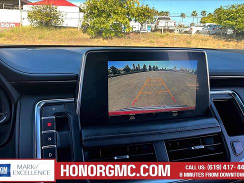 Used 2022 GMC Yukon SLE w/ Gmc Pro Safety Plus Package image 14