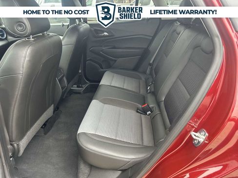 Used 2024 Chevrolet Trax LT w/ Driver Confidence Package image 23