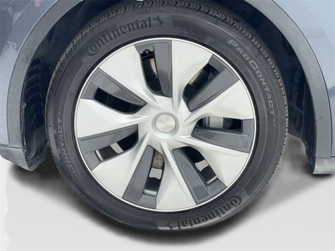 Used 2021 Tesla Model Y 2WD image 56