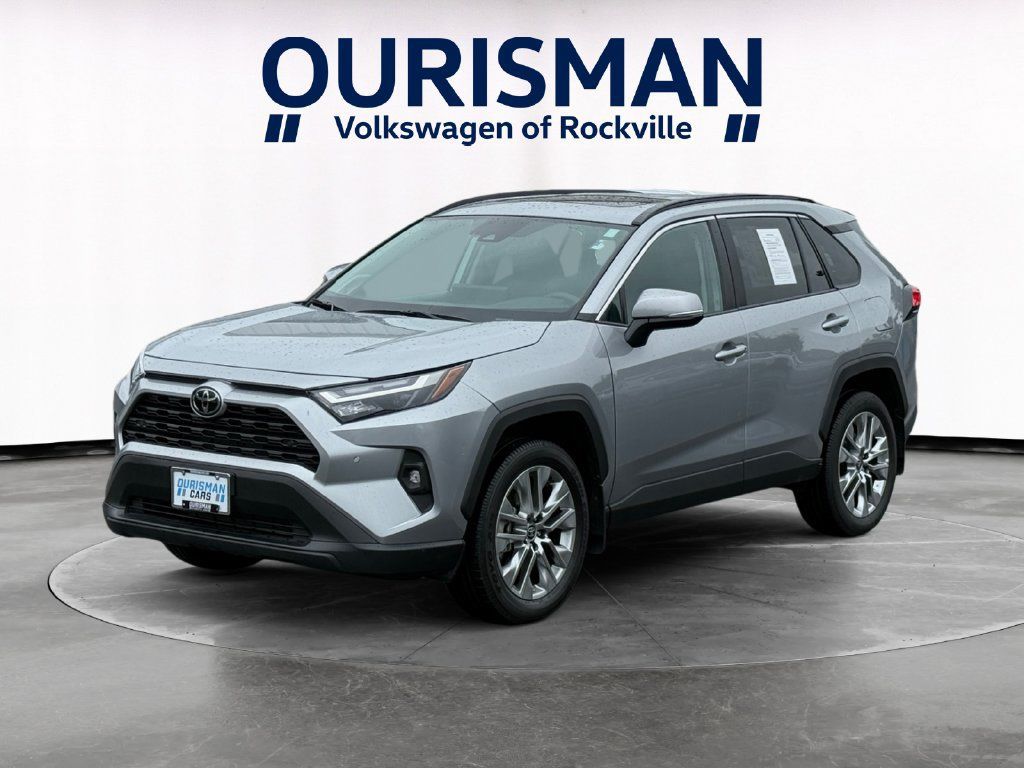 Used 2025 Toyota RAV4 XLE Premium AWD/4WD image 2