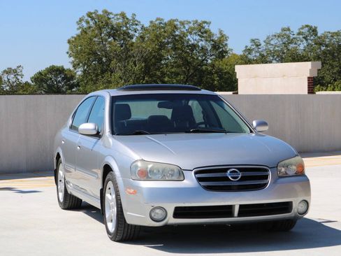 Used 2003 Nissan Maxima SE FWD image 4