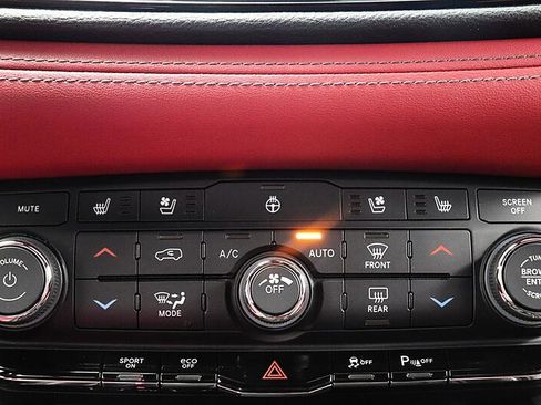 Used 2022 Dodge Durango R/T image 32