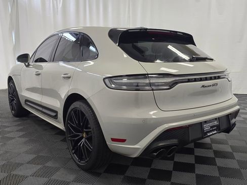 Certified 2024 Porsche Macan GTS image 3