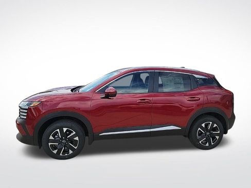 New 2025 Nissan Kicks SV w/ SV Premium Package image 2