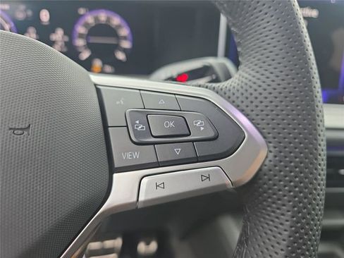 New 2026 Volkswagen Tiguan SE R-Line image 21