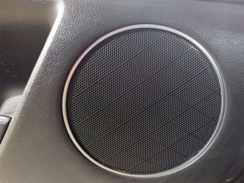 Used 2024 Genesis GV80 2.5T image 16