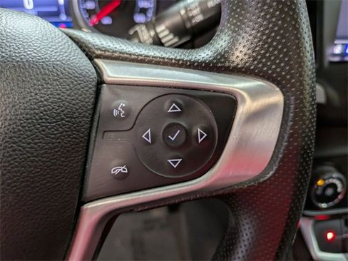 Used 2023 GMC Terrain SLE image 18