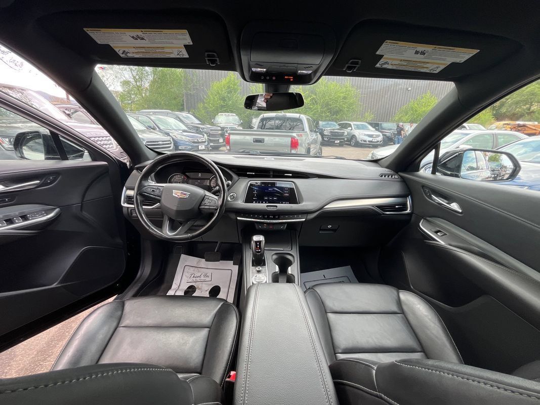 Used 2019 Cadillac XT4 Premium Luxury AWD/4WD image 13