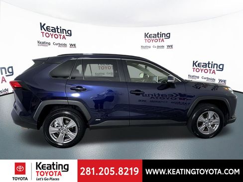 Used 2025 Toyota RAV4 XLE image 4