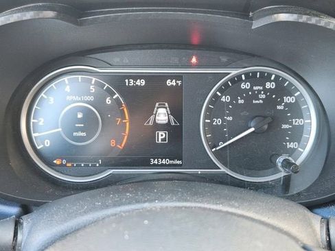 Used 2025 Nissan Versa SV image 14