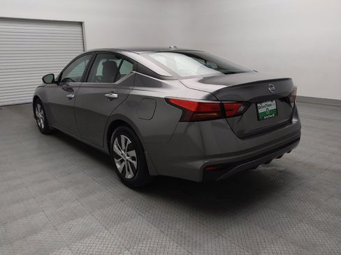 Used 2019 Nissan Altima 2.5 S image 5
