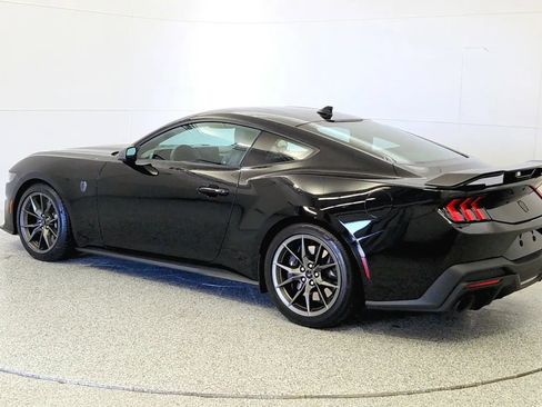 Used 2024 Ford Mustang Dark Horse image 5