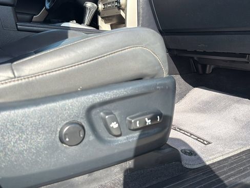 Used 2018 Lexus GX 460 w/ Navigation Package AWD/4WD image 22