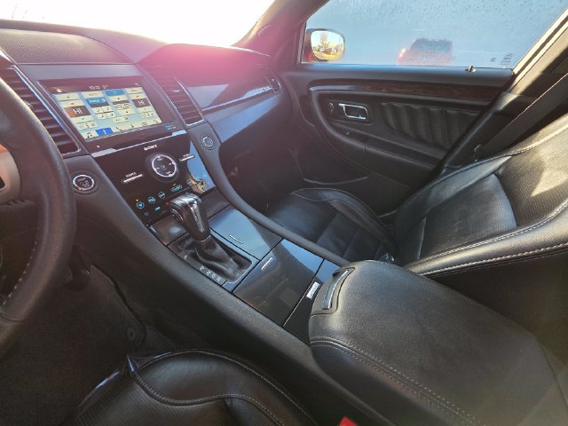 Certified 2018 Ford Taurus Limited AWD/4WD image 22