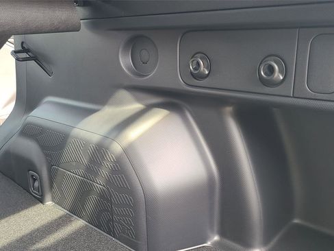New 2026 Subaru Forester Premium AWD/4WD image 25