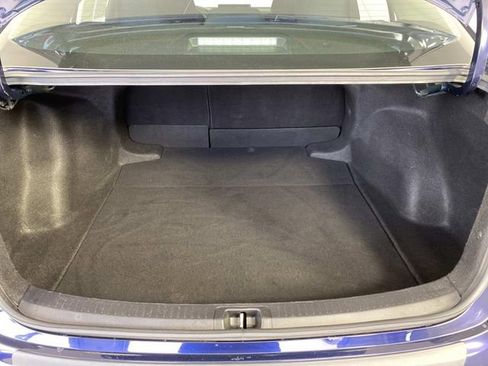 Used 2022 Toyota Corolla LE image 8