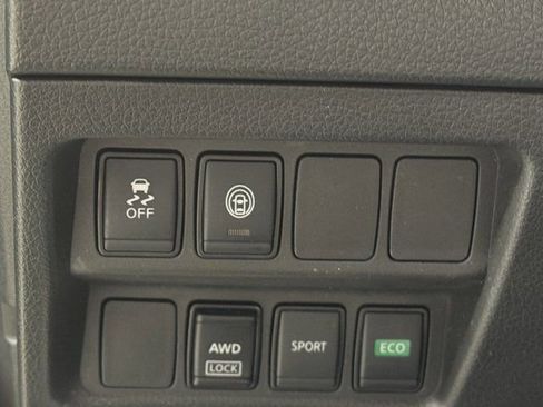 Used 2022 Nissan Rogue Sport S image 22