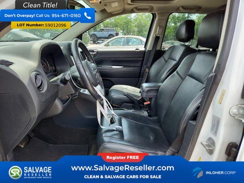 Used 2015 Jeep Compass High Altitude AWD/4WD image 9