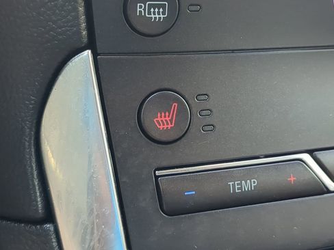 Used 2020 Ford Edge Titanium image 21