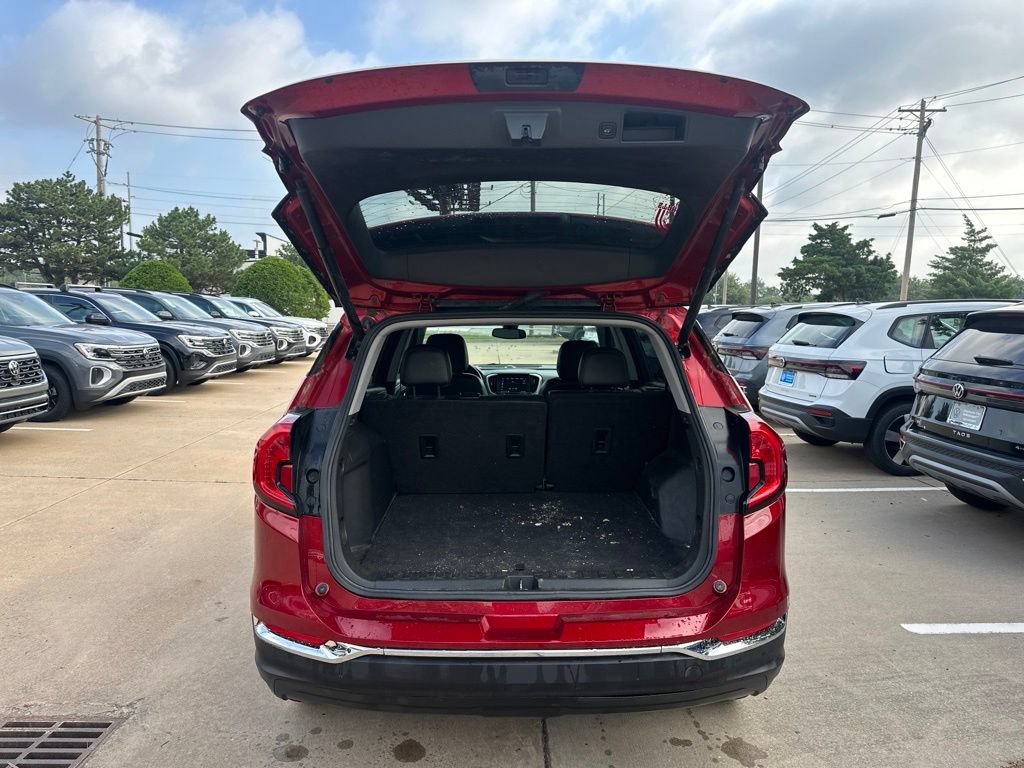 Used 2022 GMC Terrain SLT AWD/4WD image 14