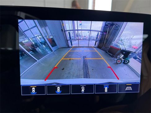 Used 2021 Chevrolet Corvette Stingray w/ Battery Protection Package image 25