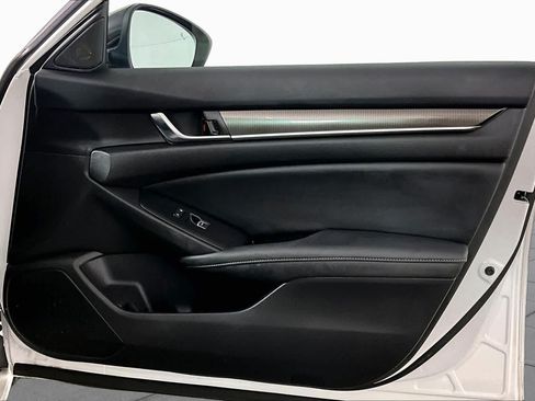 Used 2021 Honda Accord Sport image 21