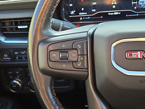 Used 2023 GMC Yukon AT4 AWD/4WD image 21