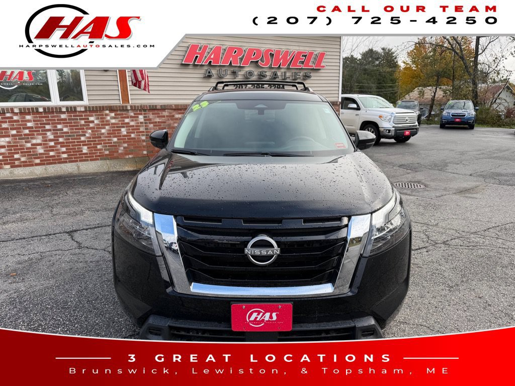 Used 2023 Nissan Pathfinder SV w/ Cargo Package AWD/4WD image 26