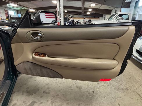 Used 1998 Jaguar XK8 Convertible RWD image 23