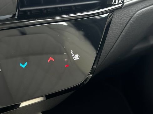 New 2026 Nissan Sentra SL w/ Floor Mat Package FWD image 30