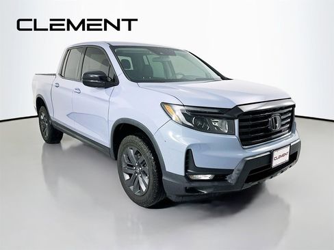 Used 2023 Honda Ridgeline Sport image 5