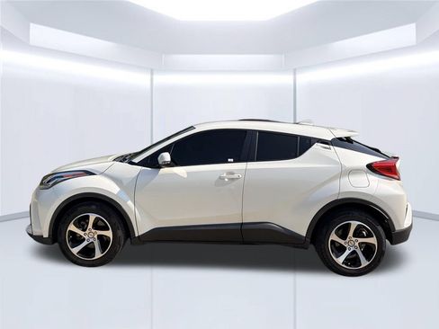 Used 2020 Toyota C-HR LE FWD image 8